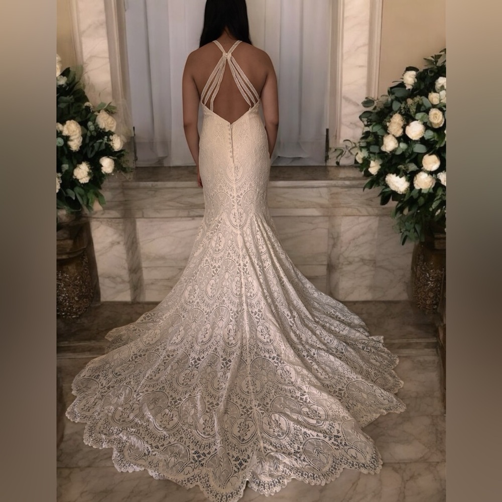 Allure Bridals Wilderly Bride “Julie F-147” Off-White/Sand Wedding Gown size 12 - Picture 2 of 10